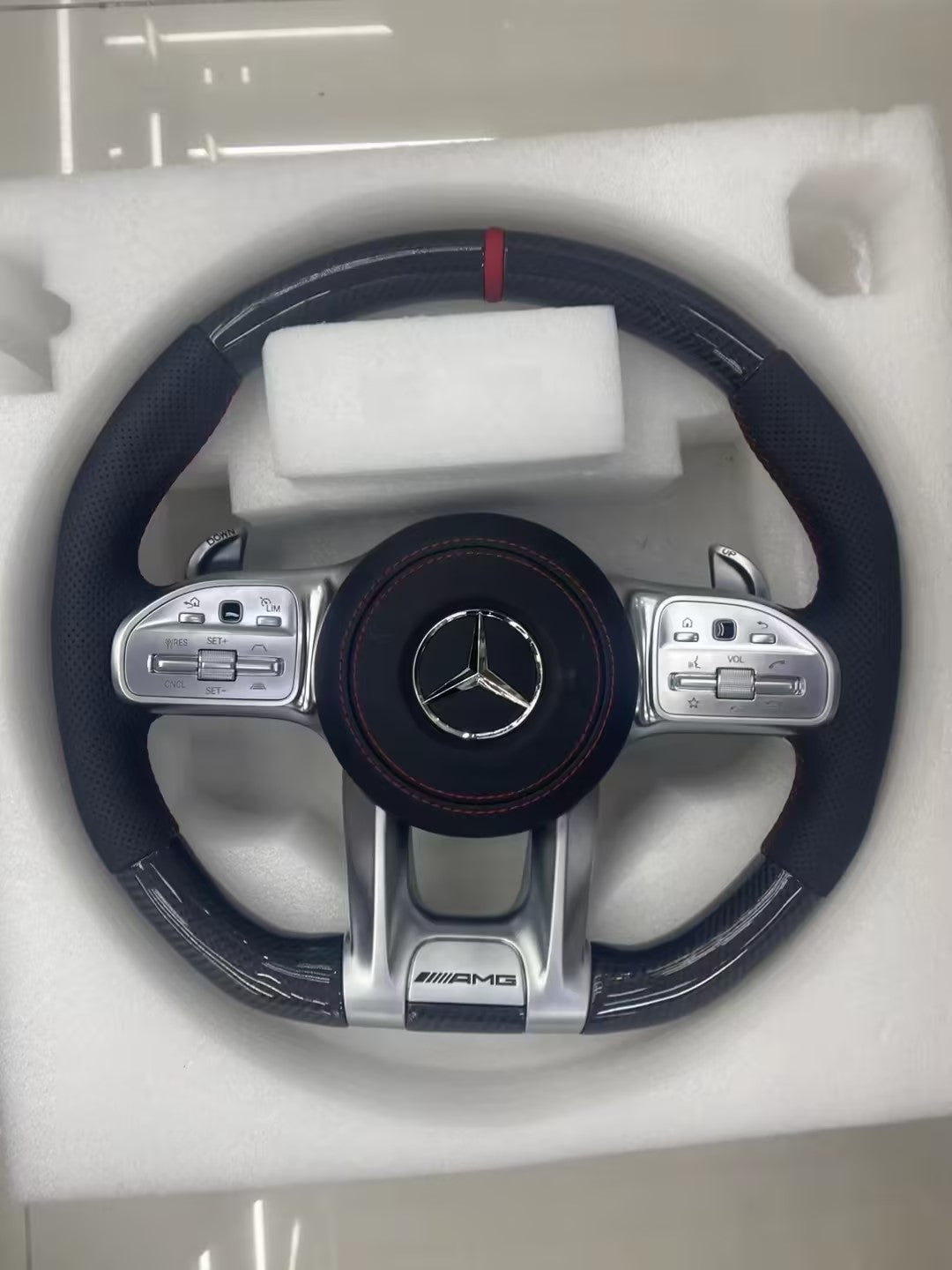 VOLANTE MERCEDES-BENZ AMG CUSTOM PERSONALIZZATO PELLE-CARBONIO