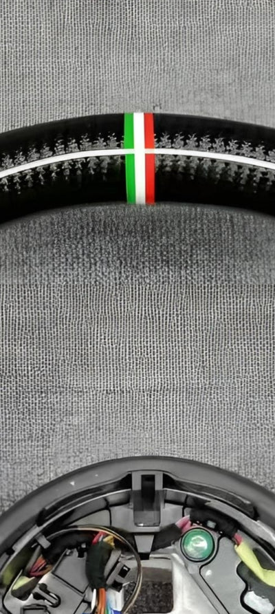VOLANTE CUSTOM QUADRIFOGLIO in CARBONIO e PELLE per Alfa Romeo GIULIA e STELVIO 2016-2025